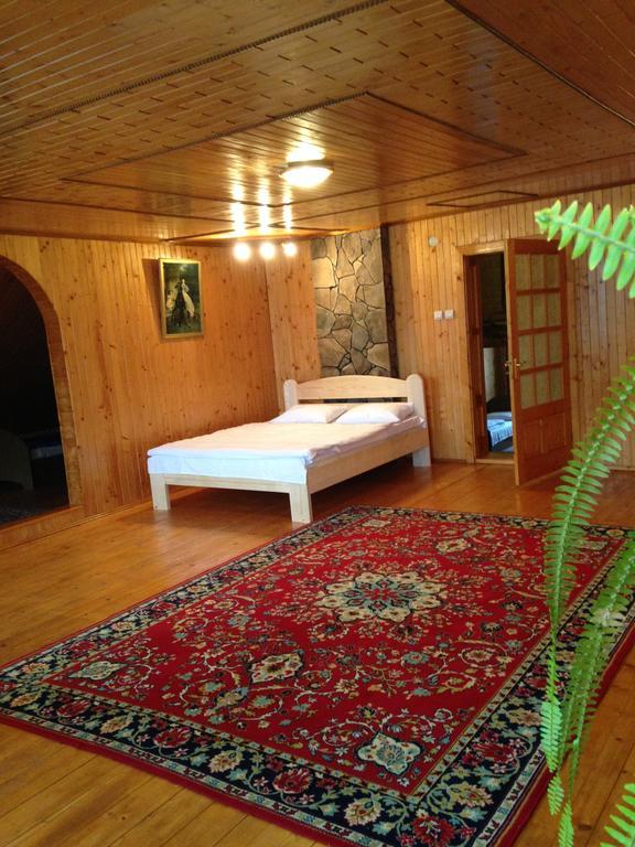 Usadba Tatarchik Hotel Tatariv Luaran gambar