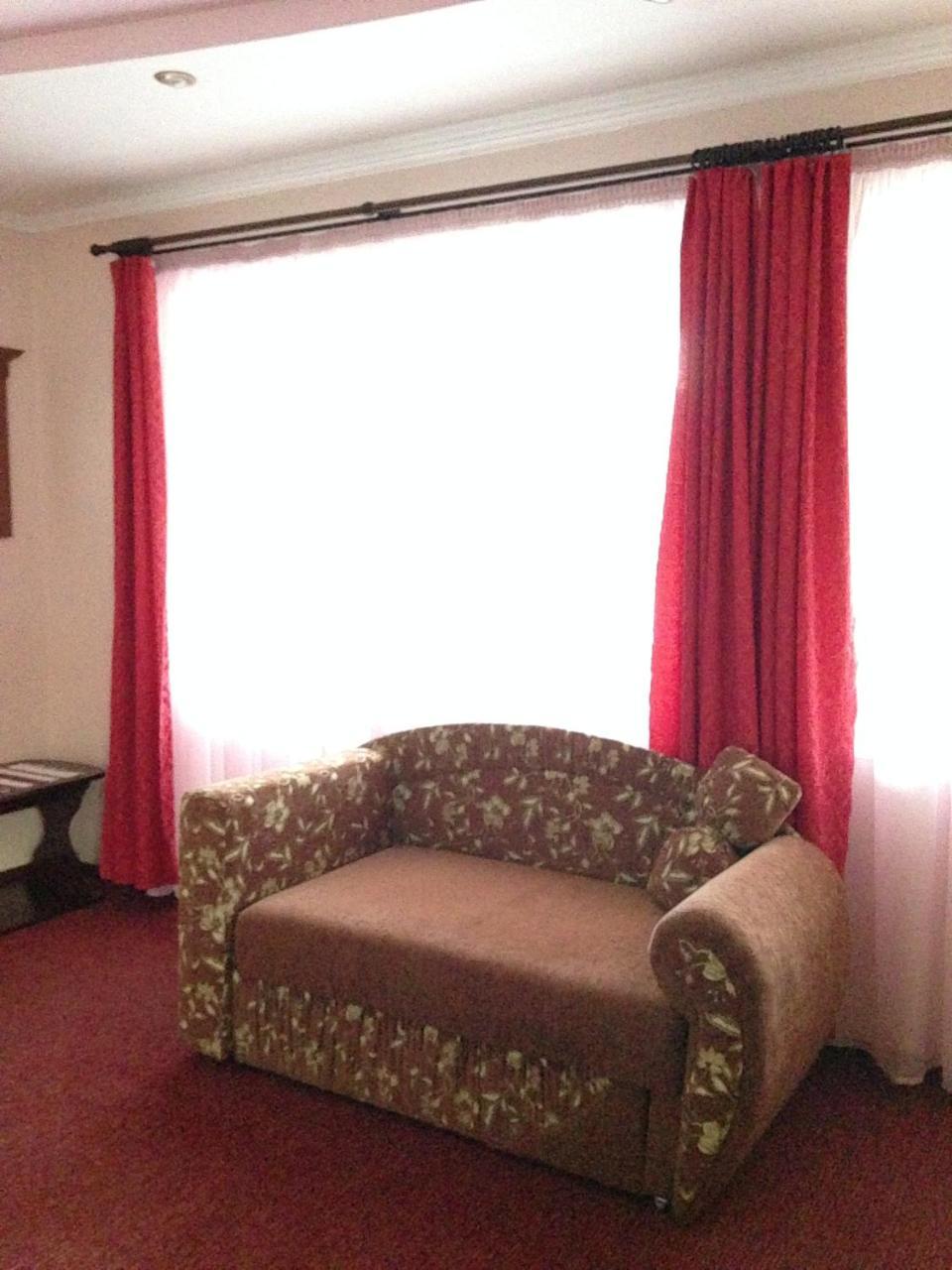 Usadba Tatarchik Hotel Tatariv Luaran gambar